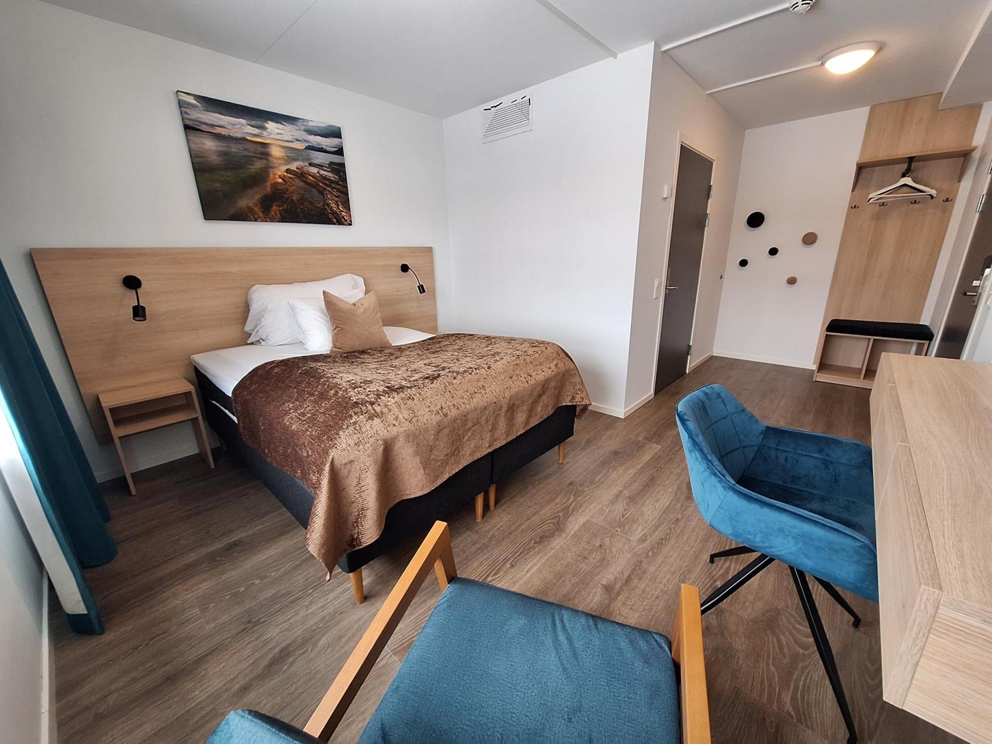 Tjeldsundbrua Hotel Skanland Extérieur photo